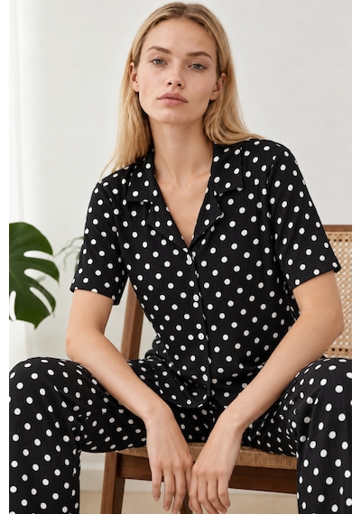 Kadın Desenli Siyah Kısa Kollu Pijama Takımı 4813