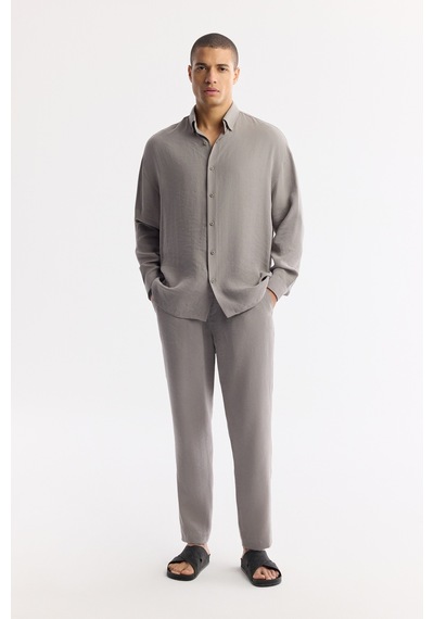 Avva Erkek Nardo Gri Alttan Britli Yaka Soft Touch Oversize Fit Gömlek A51y2168
