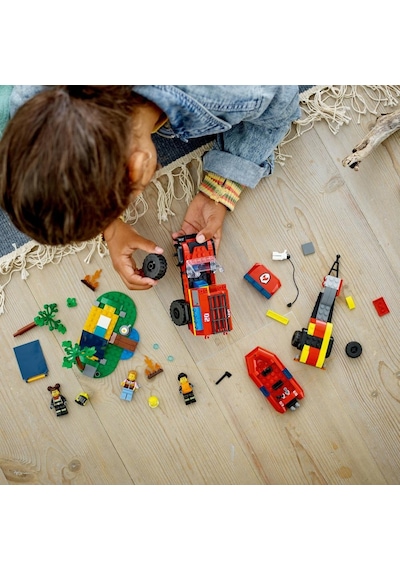 LEGO® City 4x4 Kurtarma Botlu İtfaiye Kamyonu 60412 5+ Yaratıcı Oyuncak Yapım Seti - 301 Parça