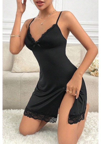Ang Butik Kadın Siyah Dantelli Fiyonklu Ve Yırtmaçlı Şık Gecelik