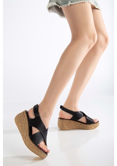 Analin Shoes Kadın Hakiki Deri Çapraz Bantlı Cırtlı Sandalet Siyah