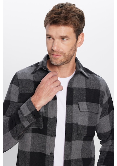 Tudors Erkek Slim Fit Dar Kesim Oduncu Çift Cep Kapaklı Kareli Kışlık Gömlek-32141 Çok Renkli Tudors Erkek Slim Fit Dar Kesim Oduncu Çift Cep Kapaklı Kareli Kışlık Gömlek-32141 Çok Renkli