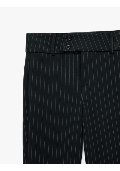 Koton Viskon Karışımlı Slim Fit Düğmeli İspanyol Paça Pantolon Lacivert Çizgili 6sal40088ık Koton Viskon Karışımlı Slim Fit Düğmeli İspanyol Paça Pantolon Lacivert Çizgili 6sal40088ık