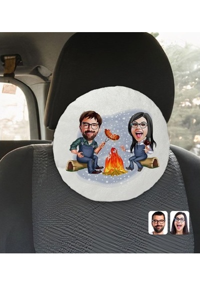 Kişiye Özel Sevgililer Karikatürlü Yuvarlak Dekoratif Kırlent Yas (527061830)