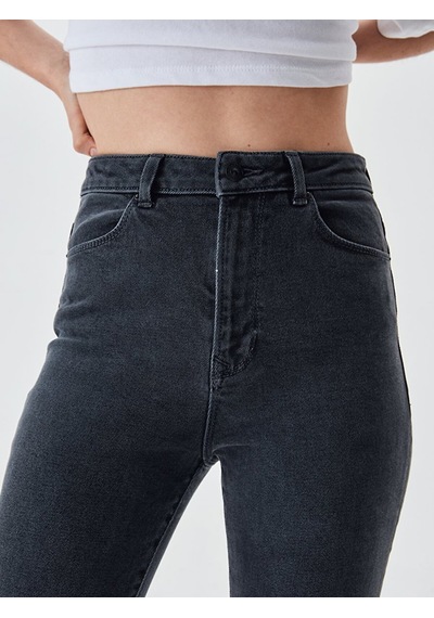Ltb Dores Yüksek Bel Dar Paça Slım Mom Jean Pantolon 010095139414878 53831 010095139414878_53831 Gri Ltb Dores Yüksek Bel Dar Paça Slım Mom Jean Pantolon 010095139414878 53831 010095139414878_53831 Gri