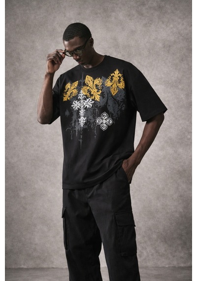 Yolo Street Oversize Siyah Tişört Gold Barok Desenli %100 Pamuk Premium Streetwear Unisex 22siyah Yolo Street Oversize Siyah Tişört Gold Barok Desenli %100 Pamuk Premium Streetwear Unisex 22siyah