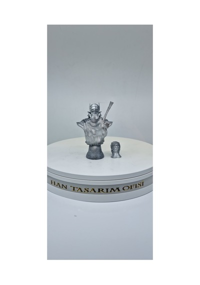 Gust Berserk Değişebilen 2 Başlıklı Büst Figür 15 Cm Guts Berserk Figür