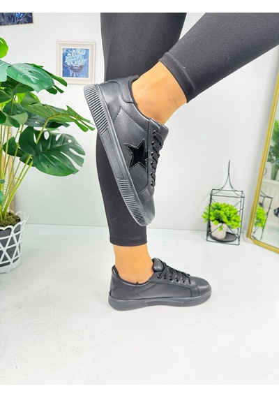 Günlük Kadın Sneaker Bağcıklı Yıldız Detaylı Tırtıklı Taban Oval Burunlu Rahat Spor Ayakkabı 602 Siyah Günlük Kadın Sneaker Bağcıklı Yıldız Detaylı Tırtıklı Taban Oval Burunlu Rahat Spor Ayakkabı 602 Siyah