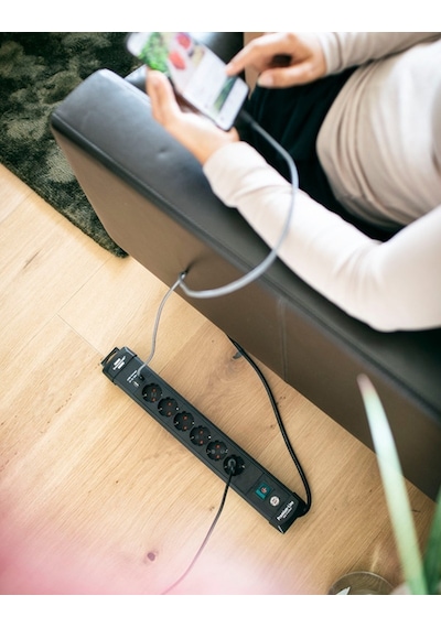 Brennenstuhl Premium Line 2xUSB 3100 mAh 6'lı Priz 3 Metre Siyah