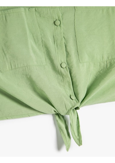 Koton Crop Gömlek Önden Bağlama Detaylı Kısa Kollu Cepli Modal Kumaş Yeşil 3skg60208aw 3SKG60208AW770 Yeşil Koton Crop Gömlek Önden Bağlama Detaylı Kısa Kollu Cepli Modal Kumaş Yeşil 3skg60208aw 3SKG60208AW770 Yeşil