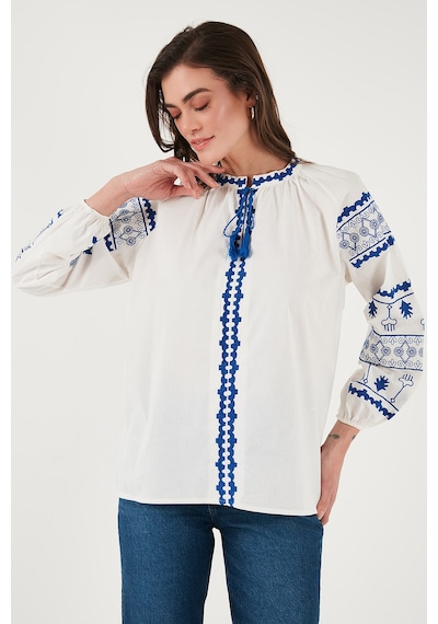 Lela Nakış Işlemeli Pamuklu Oversize Fit Bağlamalı V Yaka Bayan Bluz 676271 Ekru