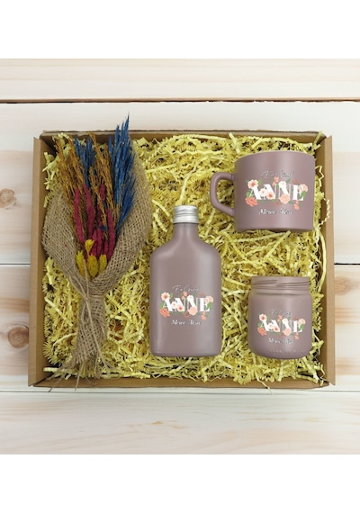 Bk Gift Kişiye Özel İsimli Dtf Anne Temalı Mat Gri Kahve Fincanı & Kolonya & Mum & El Yapımı Kuru Çiçek Buketi Hediye Seti-4, Anneye Hediye, Anneler G