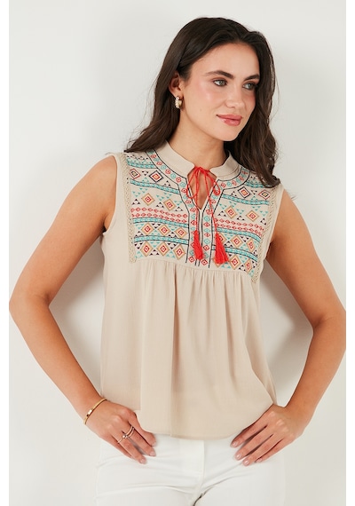 Lela Pamuklu Regular Fit Nakış Işlemeli Bayan Bluz 611Bz0249 Bej