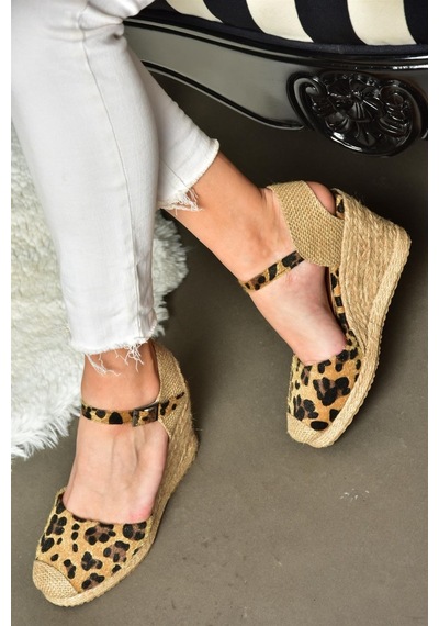 Fox Shoes P241612017 Leopar Hasır Dolgu Topuklu Kadın Ayakkabı