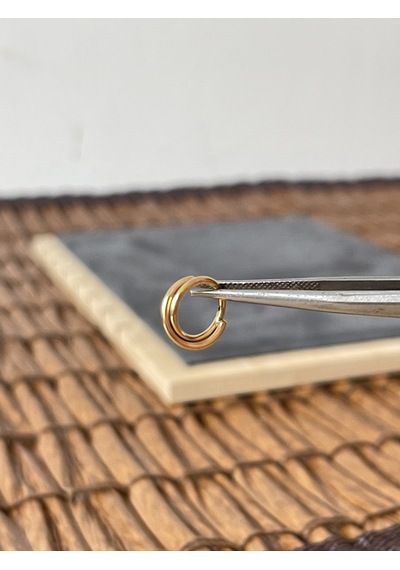 %100 Cerrahi Çelik Çift Çapraz Sıra 8 MM X 1.2 MM Altın Kilitli Halka Piercing Gümüş