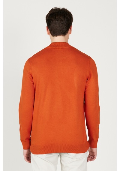 AC&Co / Altınyıldız Classics Erkek Standart Fit Normal Kesim Yarım Balıkçı Yaka Triko Kazak Kiremit AC&Co / Altınyıldız Classics Erkek Standart Fit Normal Kesim Yarım Balıkçı Yaka Triko Kazak Kiremit