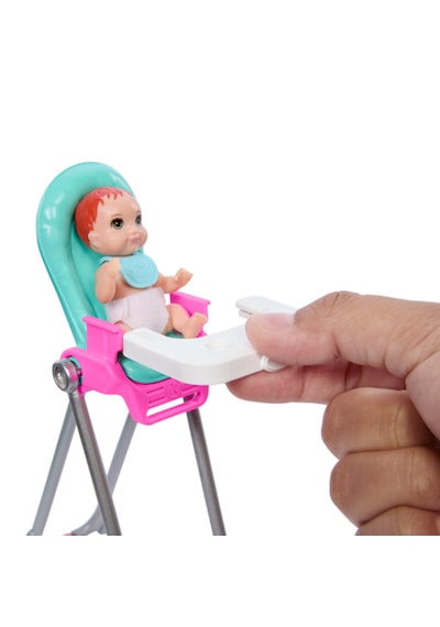 Barbie HTK35 Bebek Bakıcısı Skipper ve Aksesuarları Oyun Setleri