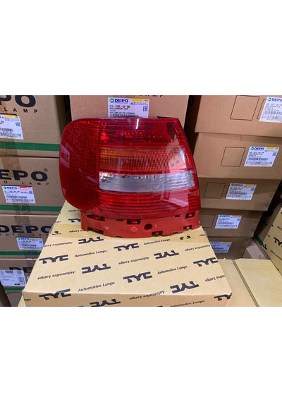 Audı A4 B5 Makyajlı 1999-2001 Tyc Marka Sağ Ve Sol Stop Takım 8d0945095g / 8d0945096g