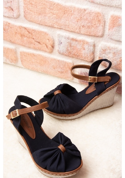 Fox Shoes Lacivert Kadın Dolgu Topuklu Ayakkabı F674040405