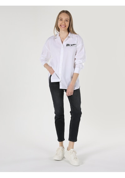 Colin's Regular Fit Yazı Baskılı Beyaz Kadın Uzun Kol Gömlek CL1062956_Q1.V1_WHT