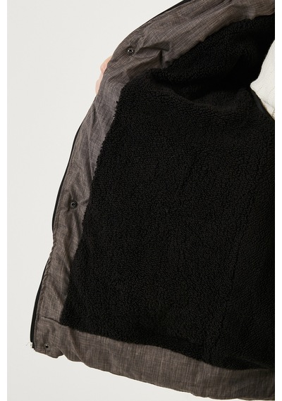 Lela Içi Peluş Astarlı Çıkarılabilir Kapüşonlu Cepli Kışlık Erkek Çocuk Mont 5760024 Gri Lela Içi Peluş Astarlı Çıkarılabilir Kapüşonlu Cepli Kışlık Erkek Çocuk Mont 5760024 Gri