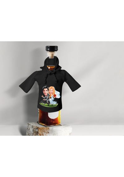 Bk Gift Kişiye Özel Sevgililer Karikatürlü Mini Siyah İçki Şişesi Tişörtü , Ev Bar Dekoru, Viski, Şarap, Votka, Rakı Şişesi Tişörtü, Ev Barı-3