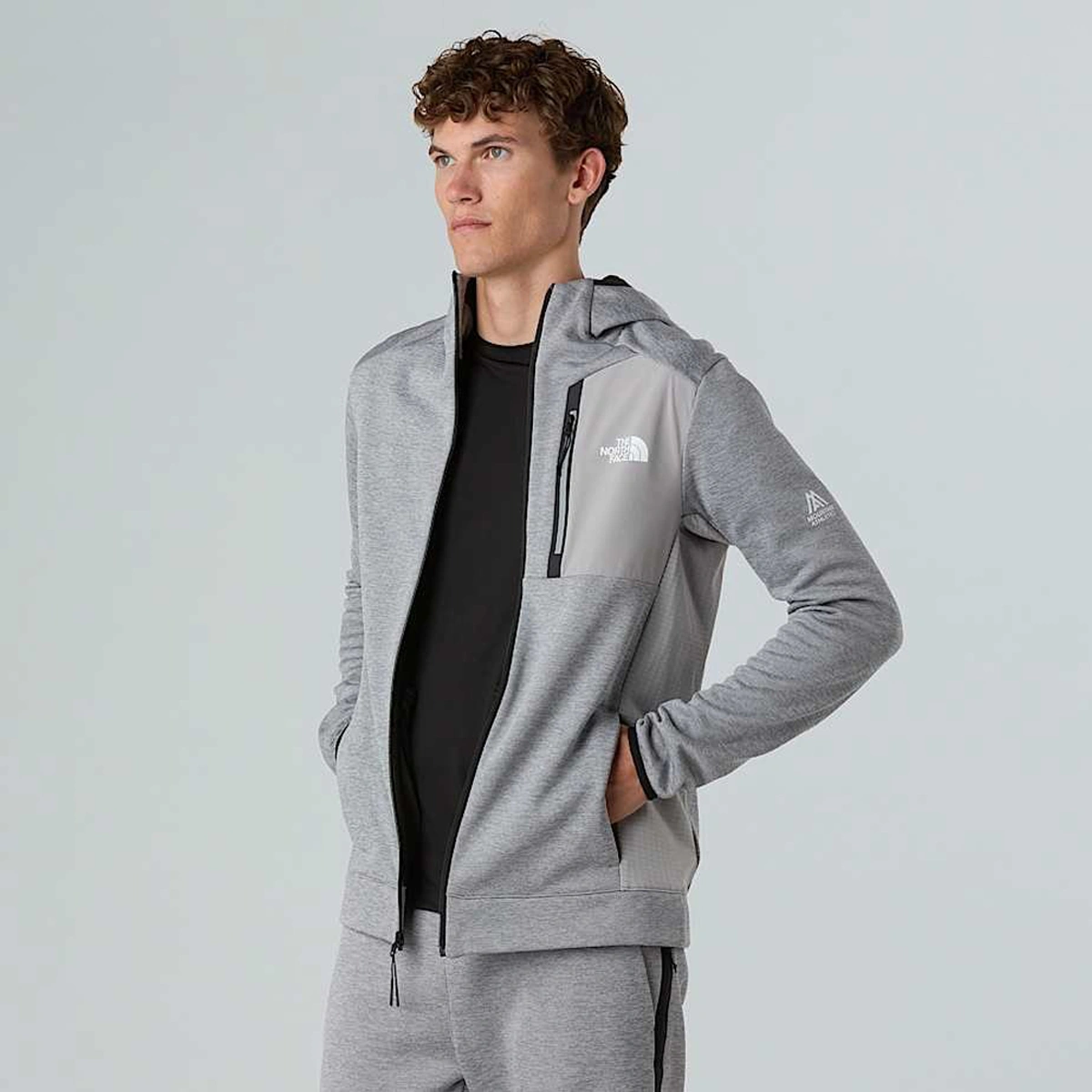 The North Face Mountain Athletics Fleece Erkek Gri Kapüşonlu Ceket Gri