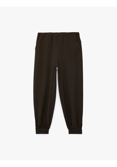 Koton Yüksek Bel Cepli Regular Fit Ekoseli Kısa Jogger Pantolon Kahverengi Ekose 7wak40077uw Koton Yüksek Bel Cepli Regular Fit Ekoseli Kısa Jogger Pantolon Kahverengi Ekose 7wak40077uw