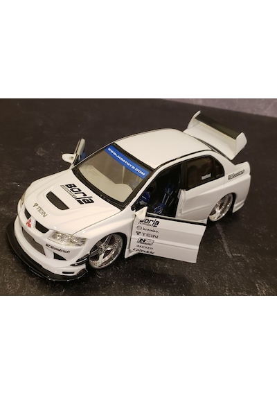 Mitsubishi Lancer Evolution Beyaz 1/24 Araba Diecast Model