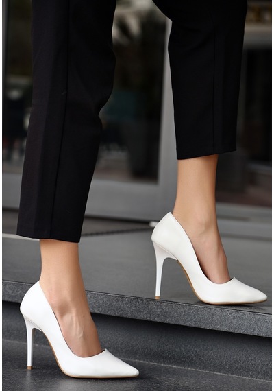 Sekans Hillar Beyaz Cilt Stiletto Ayakkabı