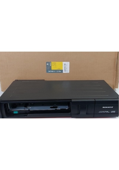 Cd Çalar 8200002589 Megane Clıo Iı Laguna Iı 8200002589