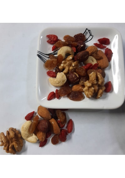 Yeni Harmancı Premium Çiğ Karışık Kuruyemiş 500 G