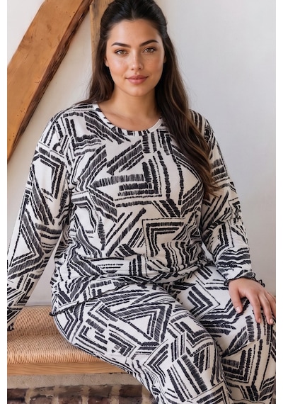 Siyah İnci Desenli Büyük Beden Battal Boy Viskon Örme Pijama Takım 26224858 Çok Renkli Siyah İnci Desenli Büyük Beden Battal Boy Viskon Örme Pijama Takım 26224858 Çok Renkli