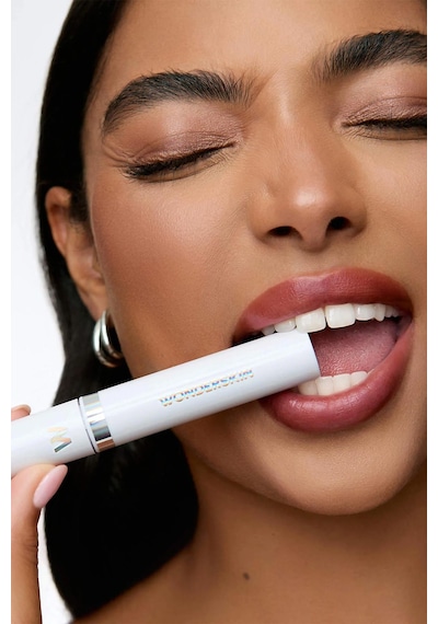 Wonderskin Uzun Süre Kalıcı Renkli Dudak Maskesi Demure 4ml