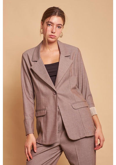 Ekoseli Yakalı Kolu Katlamalı Cep Kapaklı Boyfriend Hafif Likralı Kumaş Blazer Ceket-bej Bej Ekoseli Yakalı Kolu Katlamalı Cep Kapaklı Boyfriend Hafif Likralı Kumaş Blazer Ceket-bej Bej