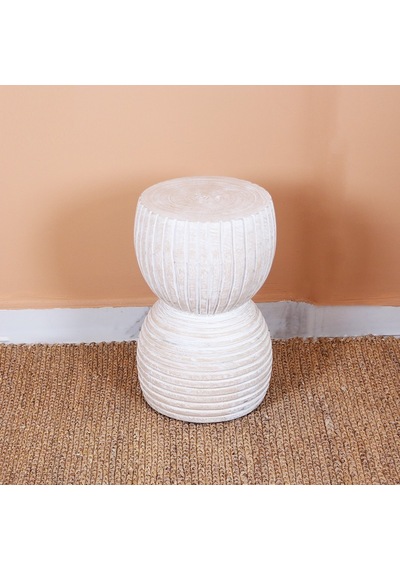 Nava El Yapımı Beyaz Mungur Sehpa 47x27 Cm