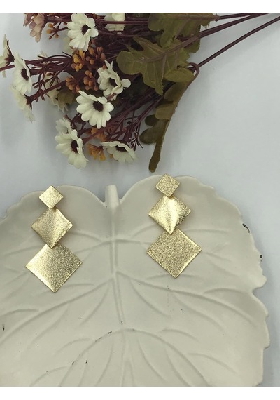 Kadın Kare Detay Sallantılı Gold Renk Bijuteri Küpe Gold