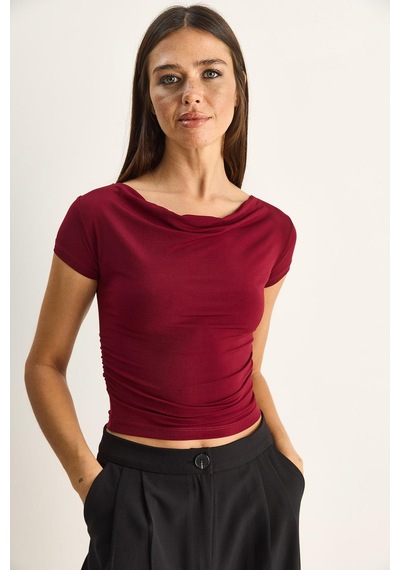 Shade Kadın Degaje Yaka Drapeli Crop Bluz 2343 60286200 - Bordo