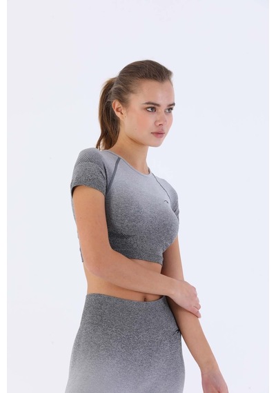 Maraton Sportswear Slimfit Kadın Bisiklet Yaka Kısa Kol Basic Siyah Crop Top 811030 SIYAH Siyah