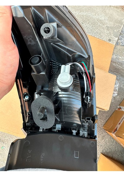 Renault Clio Dış Sol Stop Lambası Ledli 2024-2025 265554288r