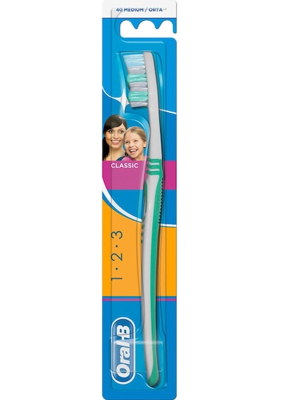 Oral-B Classic 3-Effect Diş Fırçası Medium