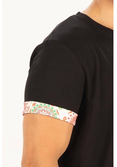 Peraluna Kol Ucu Desenli Uzun Siyah Pamuklu Erkek T-Shirt-Siyah