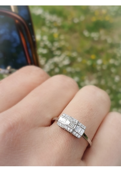 Nadias Jewellery Baget Pırlanta Tria Yüzük
