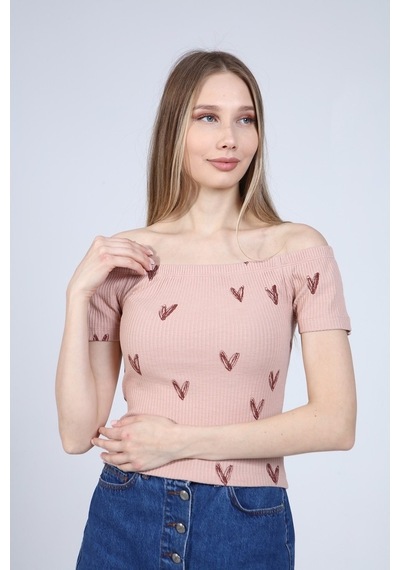 Neslice Kadın Madonna Yaka T-Shirt