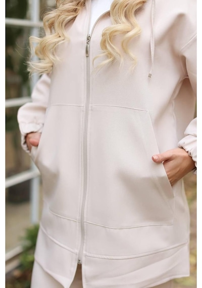 Esra Butik78 Kapüşonlu Dabıl Kumaş İkili Takım Siyah & Taş Renk Rahat Kalıp Günlük Şık Kombi Ekru Esra Butik78 Kapüşonlu Dabıl Kumaş İkili Takım Siyah & Taş Renk Rahat Kalıp Günlük Şık Kombi Ekru