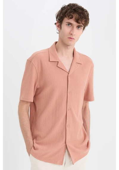 Defacto Modern Fit Polo Yaka Dokulu Penye Kısa Kollu Gömlek C4125AX25SM Kahve Defacto Modern Fit Polo Yaka Dokulu Penye Kısa Kollu Gömlek C4125AX25SM Kahve