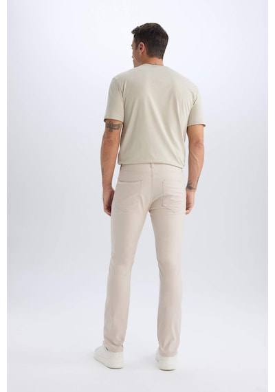 DeFacto Yazlık Chino Kanvas Dokulu Pantolon Slim Fit Dar Kesim Cepli Dar Paça T1055AZ25SPBG191