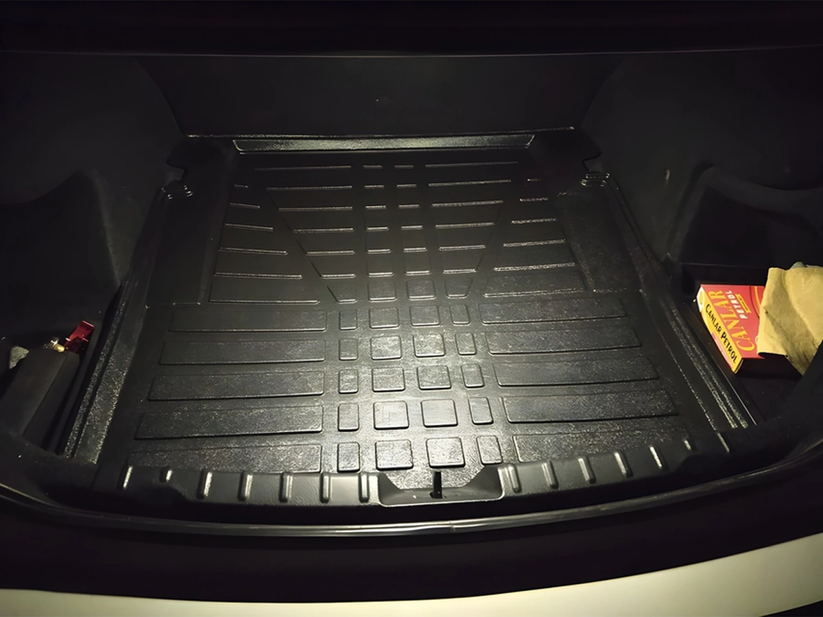 Bmw F30 2012-2018 Uyumlu Araca Özel Bagaj Havuzu