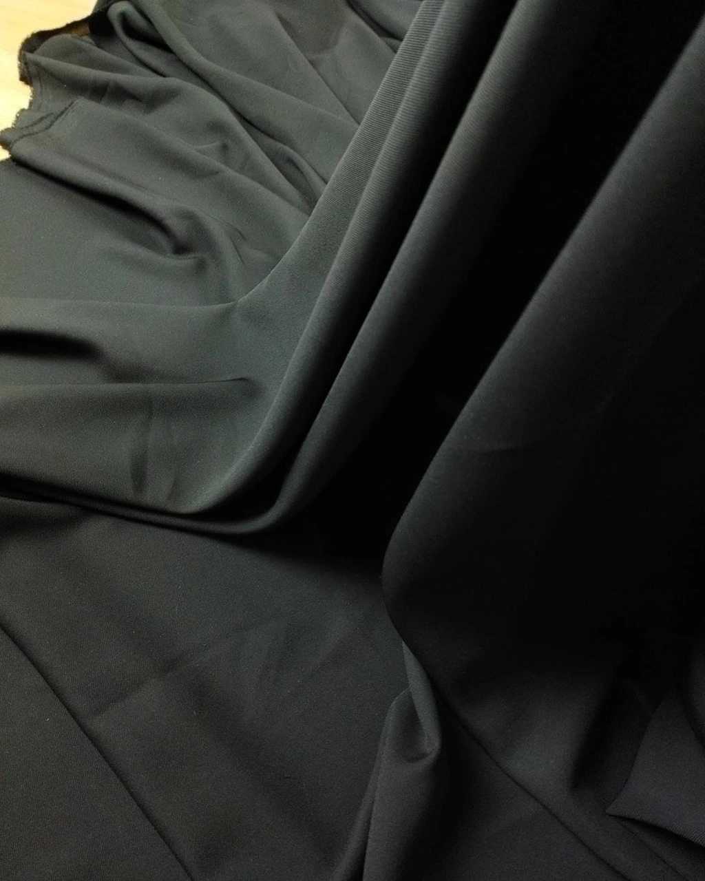 İnce Krep Siyah Renkte En 140 Cm X Boy 215 Cm -3780