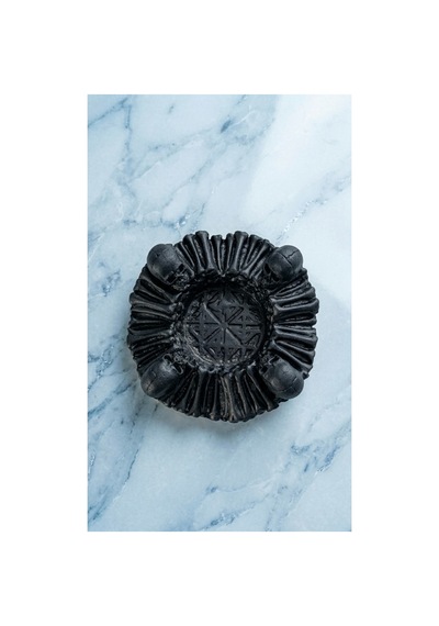 Gotik Sanat Tasarım Kafatası Figürlü Sigara Küllüğü, Kül Tablası 14cm X 5cm Siyah